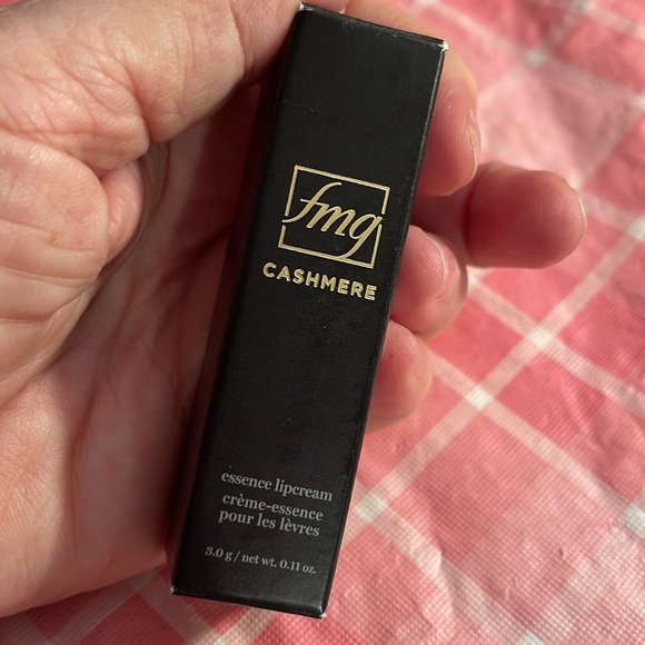 🎈SALE🎈🎀#32.MAKEUP BUNDLE🎀 - Picture 7 of 13